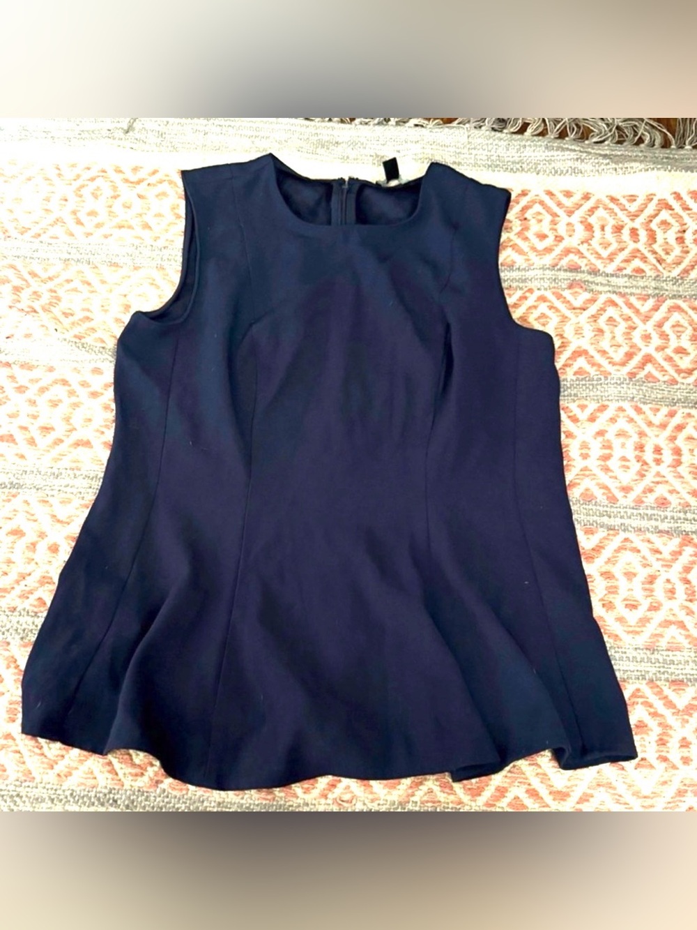 Ann Taylor Navy Blue Sleeveless Peplum Top Size 6